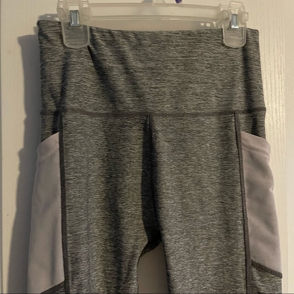 ✨LEG3ND Grey & White Athletic Leggings✨ - Picture 10 of 10